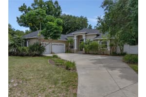 42 LAKE ELOISE COURT, WINTER HAVEN, FL 33884 Sold 06/28/24