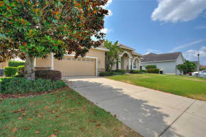 5721 VINTAGE VIEW AVENUE, LAKELAND, FL 33812 Sold 10/04/24