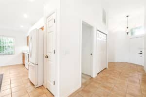6921 STARMOUNT DRIVE, LAKELAND, FL 33810 Sold 08/30/24