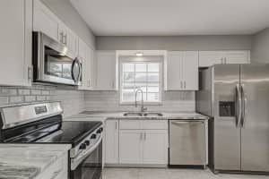 218 GANDY STREET, AUBURNDALE, FL 33823 Sold 09/13/24