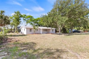 724 HILLSIDE AVENUE, LAKE WALES, FL 33853 - MLS#MFRL4944644