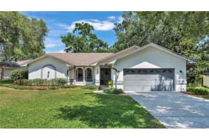 5651 BLOOMFIELD BOULEVARD, LAKELAND, FL 33810 Sold 08/07/24