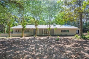 11522 KNIGHTS GRIFFIN ROAD, THONOTOSASSA, FL 33592 Sold 12/04/24