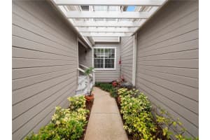 3204 STONEWATER COURT, LAKELAND, FL 33803 Sold 09/06/24