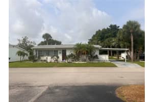 118 COUNTRY CLUB DRIVE, LAKE PLACID, FL 33852 Sold 07/26/24
