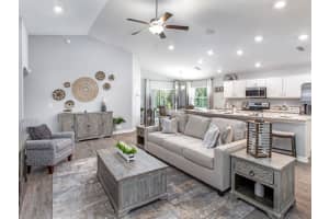 2100 SUMMERLAKE DRIVE, AUBURNDALE, FL 33823 Sold 02/28/25