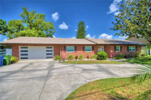 100 LAKE HOWARD DRIVE, WINTER HAVEN, FL 33880 Sold 10/11/24