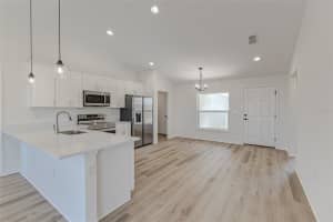 1024 THOMPSON AVENUE, FROSTPROOF, FL 33843 Sold 05/21/25