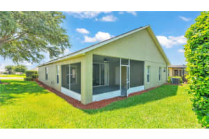 3717 HUNTINGTON LANE, WINTER HAVEN, FL 33884 Sold 04/23/25