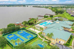 3717 HUNTINGTON LANE, WINTER HAVEN, FL 33884 Sold 04/23/25
