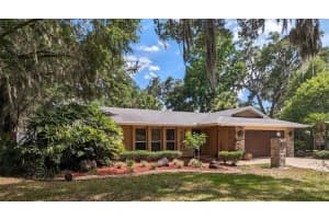 122 OAK SQUARE, LAKELAND, FL 33813 Sold 08/30/24