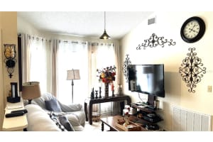 6227 VINTNER LANE, LAKELAND, FL 33809 Sold 09/11/24