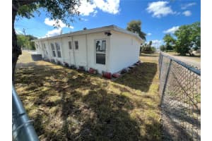 143 D St, LAKE WALES