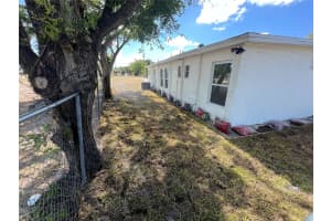143 D STREET, LAKE WALES, FL 33853 - MLS#MFRL4945255