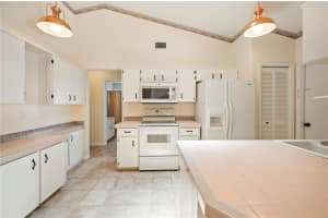 3367 ST VINCENT TERRACE, LAKELAND, FL 33812 Sold 04/25/25