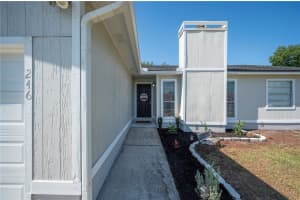 246 LAKE THOMAS DRIVE, WINTER HAVEN, FL 33880 Sold 07/12/24