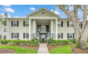 689 LAKE HOWARD DRIVE, WINTER HAVEN, FL 33880 Sold 09/13/24