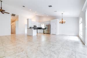 6855 BENDELOW DR, LAKELAND, FL 33810 Sold 08/29/24