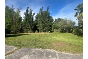 2035 RANCHLAND ACRES ROAD, LAKELAND, FL 33809 Sold 01/17/25
