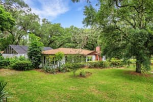 2305 EDEN PARKWAY, LAKELAND, FL 33803 Sold 02/21/25