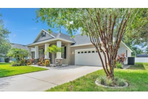 510 CIMAROSA AVENUE, AUBURNDALE, FL 33823 Sold 01/24/25