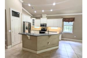 8031 LAKE JAMES BOULEVARD, LAKELAND, FL 33810 Sold 09/10/24