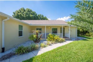 902 FLAG COURT, AUBURNDALE, FL 33823 Sold 09/30/24