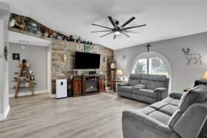 810 ARIETTA CIRCLE, AUBURNDALE, FL 33823 Sold 11/19/24