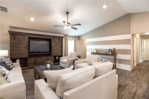 718 BENTLEY NORTH LOOP, AUBURNDALE, FL 33823 Sold 08/21/24