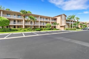 7320 GLENMOOR LANE, NAPLES, FL 34104 Sold 01/23/25