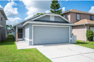 2035 HATTERAS POINT, LAKELAND, FL 33813 Sold 11/27/24