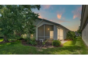 1085 VIEW POINTE WAY, LAKELAND, FL 33813 Sold 12/06/24