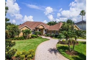 216 MCLEAN POINT, WINTER HAVEN, FL 33884 Sold 09/27/24