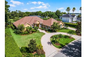 216 MCLEAN POINT, WINTER HAVEN, FL 33884 Sold 09/27/24