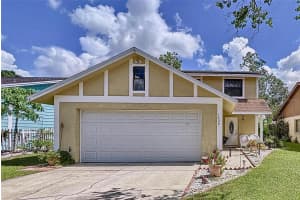 1426 PERSIMMON WAY, LAKELAND, FL 33811 Sold 08/08/25