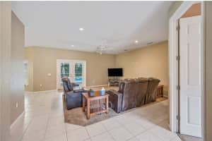 2680 SLEEPY HOLLOW LANE, LAKELAND, FL 33810 Sold 10/18/24
