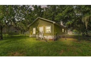 2102 CLEMONS ROAD, PLANT CITY, FL 33566 Sold 09/19/24