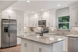 6025 SOURWOOD WAY, BARTOW, FL 33830 Sold 12/03/24