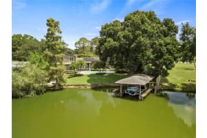 2035 NOTTINGHAM ROAD, LAKELAND, FL 33803 Sold 04/25/25