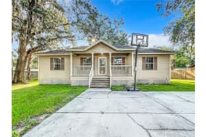 110 BERRY ROAD, WINTER HAVEN, FL 33880 Sold 03/21/25