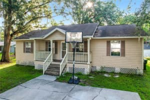 110 BERRY ROAD, WINTER HAVEN, FL 33880 Sold 03/21/25