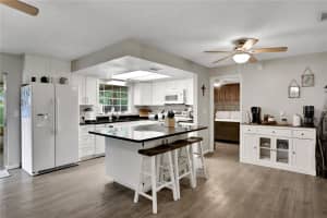 936 SOUTHPOINT LANE, LAKELAND, FL 33813 Sold 10/30/24