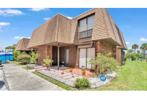 1836 CRYSTAL LAKE DRIVE, LAKELAND, FL 33801 Sold 10/25/24