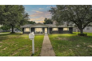 1206 PRICE AVENUE, AUBURNDALE, FL 33823 Sold 04/21/25