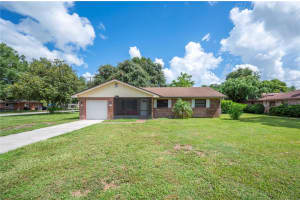 2251 CENTRAL AVENUE, WINTER HAVEN, FL 33880 Sold 11/08/24