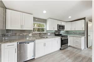 137 WOODSTORK WAY, FROSTPROOF, FL 33843 Sold 10/16/25