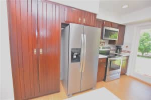 5512 LAKESIDE DRIVE, LAKE WALES, FL 33898 Sold 01/13/25