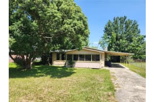 111 POLK STREET, AUBURNDALE, FL 33823 Sold 12/05/24