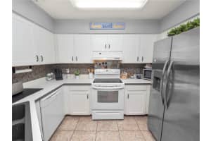 729 HIGHLAND GARDENS LANE, LAKELAND, FL 33813 Sold 10/25/24