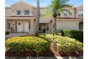 368 ENCLAVE DRIVE, LAKELAND, FL 33803 Sold 02/14/25